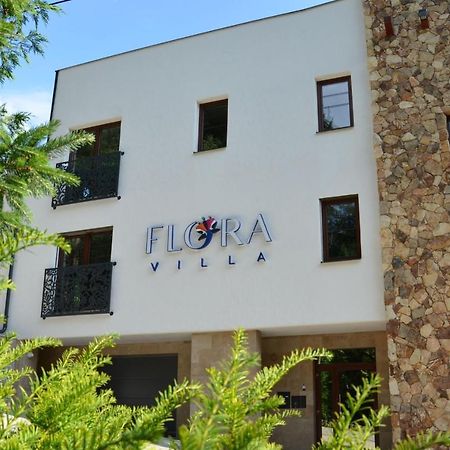 רייקה טפליצה Floravilla מראה חיצוני תמונה